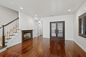 405 14th St in Huntington Beach, CA - Building Photo - Building Photo