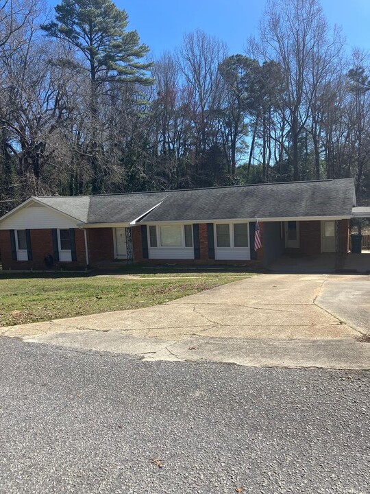 3 Valleybrook Ct in Sumter, SC - Building Photo