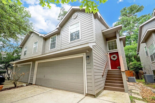 property at 117 N Villa Oaks Dr