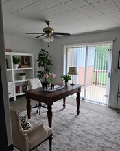 906 Sunset Rd in Branson, MO - Foto de edificio - Building Photo