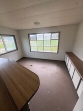 27652 Siuslaw Rd in Lorane, OR - Building Photo - Building Photo