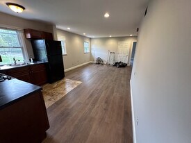 509 Kedron Ave, Unit A in Folsom, PA - Building Photo