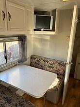 146 Smokey Ln in Elkton, VA - Foto de edificio - Building Photo