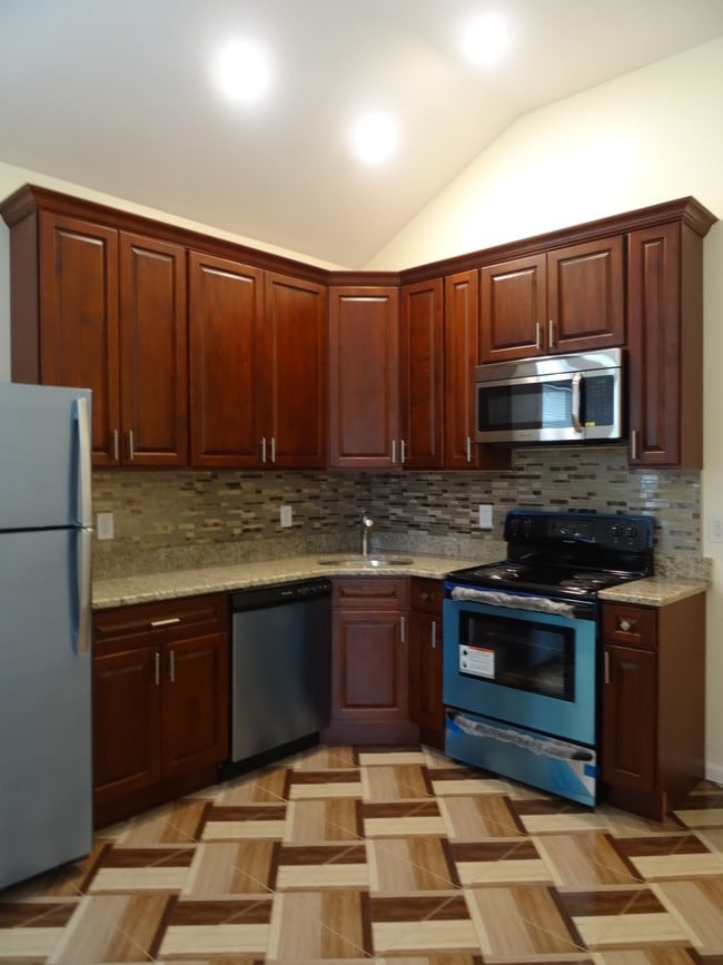 44 Charles St, Unit 3, Unit 3