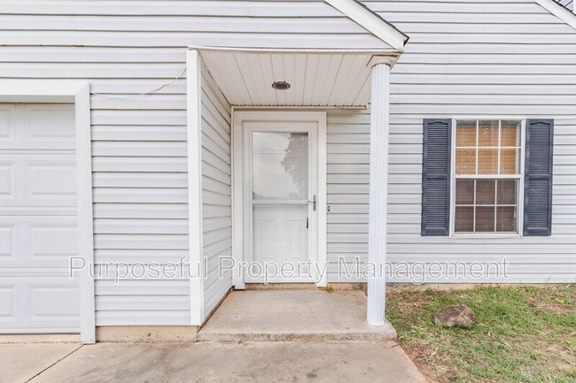 216 N Fretz Ave in Edmond, OK - Building Photo - Building Photo
