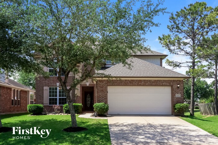 13112 Shallow Falls Ln in Pearland, TX - Building Photo