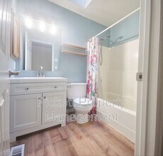 18845 NE Meadow Run Dr in Poulsbo, WA - Building Photo - Building Photo