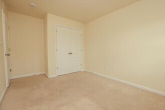 7954 Blue Stream Dr in Elkridge, MD - Building Photo - Building Photo
