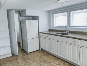28 E Walnut St in Long Beach, NY - Building Photo - Building Photo