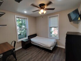 5535 Crowson St, Unit B1 in Philadelphia, PA - Building Photo