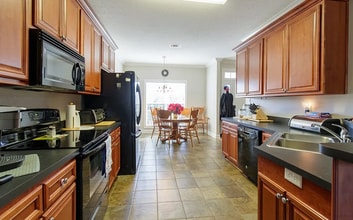 7511 Kayla Dr in Hahira, GA - Building Photo - Building Photo
