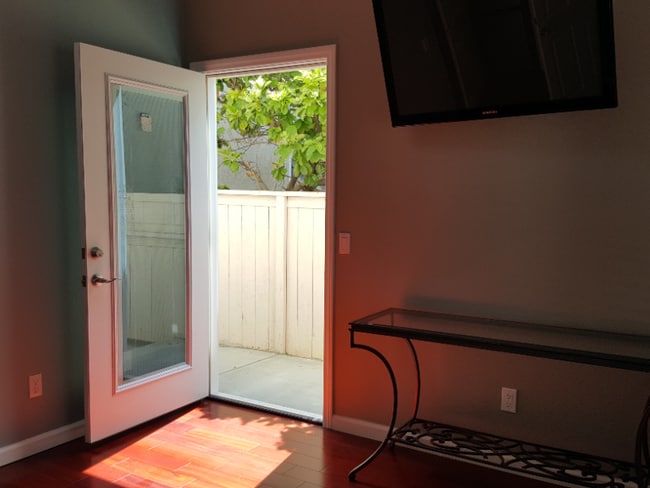 property at 4557 Vereda Mar De Ponderosa