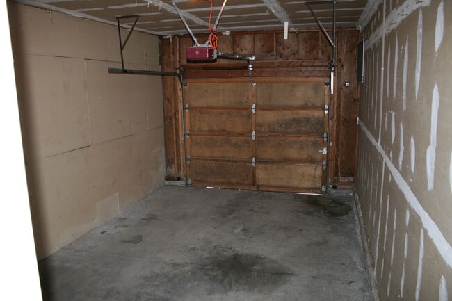 11006 E 16th Ave in Spokane Valley, WA - Building Photo - Building Photo