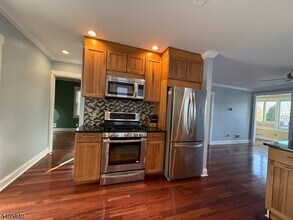 40 W Shore Rd in Denville, NJ - Building Photo - Building Photo