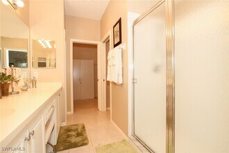 4615 Hawks Nest Dr in Naples, FL - Building Photo - Building Photo