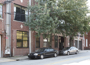 Bee Line Lofts in Atlanta, GA - Building Photo - Building Photo