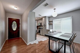 4613 Cedargrove Dr in Austin, TX - Building Photo - Building Photo