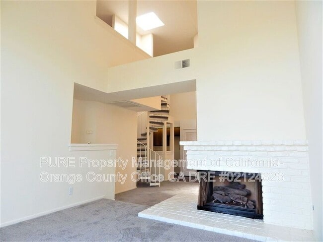 property at 5032 Dorado Dr