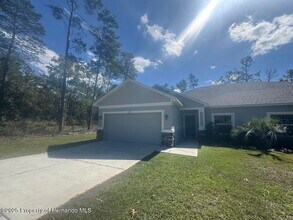 6270 W Oak Park Blvd in Homosassa, FL - Building Photo - Building Photo