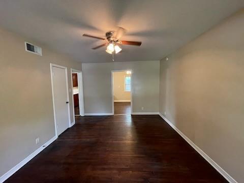 101 W McCoulskey St in Terrell, TX - Building Photo - Building Photo