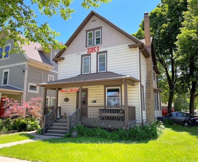 property at 1635 Madison St