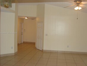 13439 NW 5th Ct in Plantation, FL - Building Photo - Building Photo