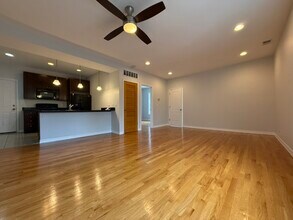 2648 N Kildare Ave in Chicago, IL - Building Photo - Building Photo