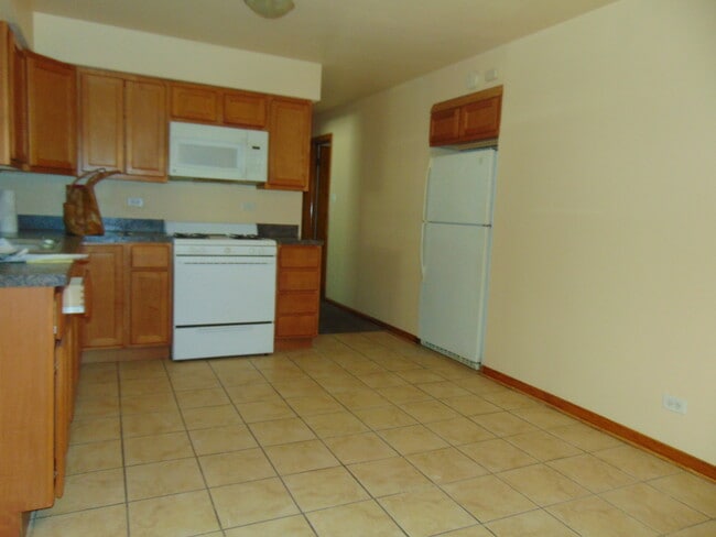 2521 W 69th St, Unit 2 in Chicago, IL - Foto de edificio - Building Photo