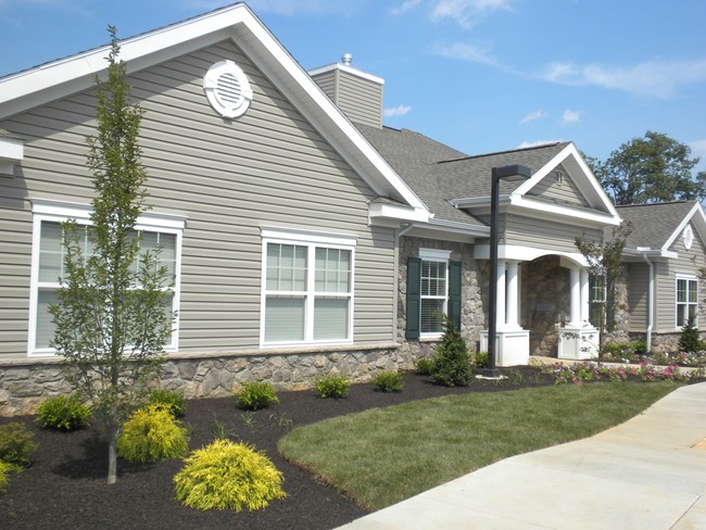 The Residences at Seven Gables in Carlisle, PA - Building Photo - Building Photo