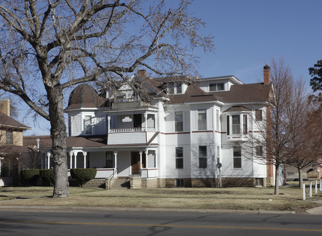 The Pretty Lady in Greeley, CO - Building Photo - Building Photo