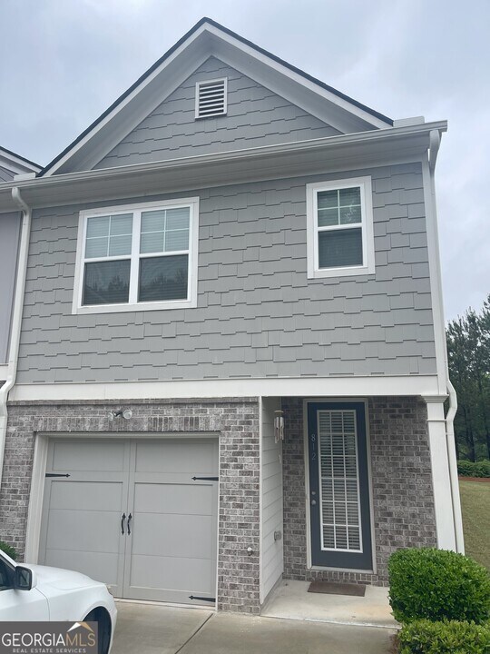 812 Belfry Terrace in Fairburn, GA - Building Photo