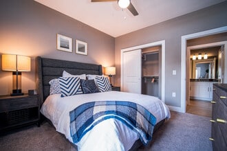 The Woodford on Mockingbird in Midland, TX - Foto de edificio - Building Photo