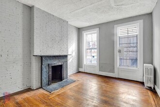 51 Leroy St in New York, NY - Building Photo - Building Photo