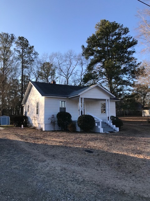 141 Highland Ave in Vass, NC - Building Photo