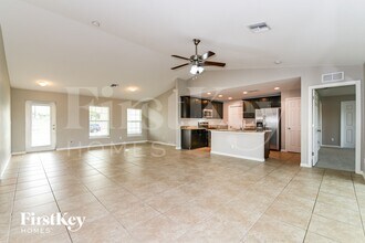 617 SW 13th Terrace in Cape Coral, FL - Building Photo - Building Photo