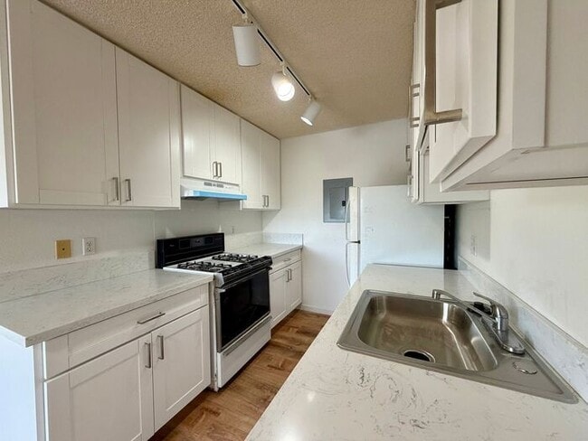 91-1012-1012 Mikohu St in Ewa Beach, HI - Building Photo - Building Photo