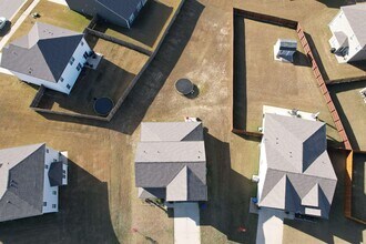 35 Witherspoon Dr in Oakland, TN - Building Photo - Building Photo