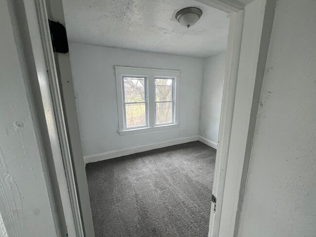 957 Parkway Rd in Cleveland, OH - Building Photo - Building Photo