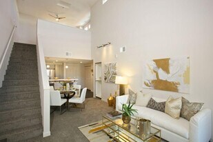 9065 Sydney Ct in San Diego, CA - Building Photo