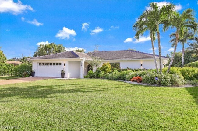 796 Ketch Dr in Naples, FL - Building Photo - Building Photo