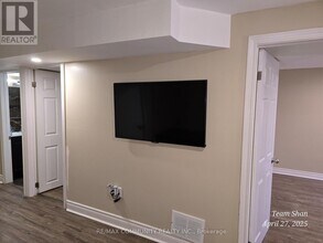 5 Boxdene Ave in Toronto, ON - Building Photo - Building Photo