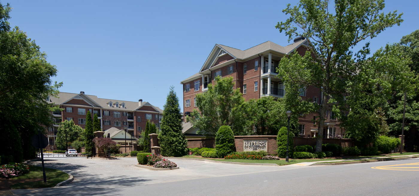 Sterling of Dunwoody in Atlanta, GA - Foto de edificio