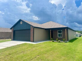 7 Fallen Oak Dr in Conway, AR - Building Photo