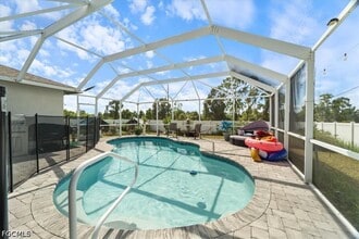 1021 Alvin Ave in Lehigh Acres, FL - Building Photo - Building Photo