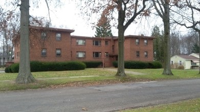280 Boyd Dr, Unit 5 in Hermitage, PA - Building Photo - Building Photo