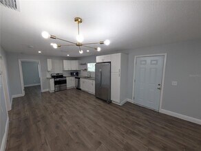 1608 E New Orleans Ave in Tampa, FL - Building Photo - Building Photo