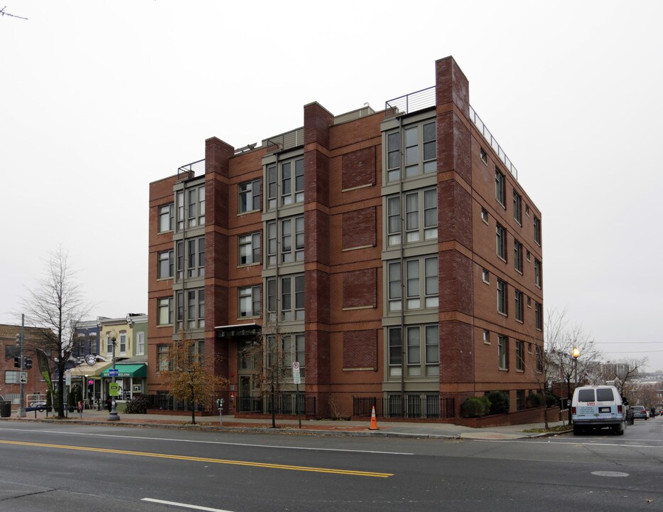 2910 Georgia Ave NW in Washington, DC - Building Photo