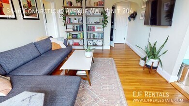 3446 Connecticut Ave NW in Washington, DC - Building Photo - Building Photo