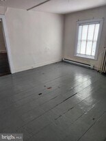 114 S Princess St in Shepherdstown, WV - Building Photo