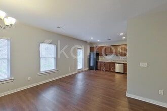 433 White Oak Cir, Unit 4404-K2 in Lincoln, AL - Foto de edificio - Building Photo